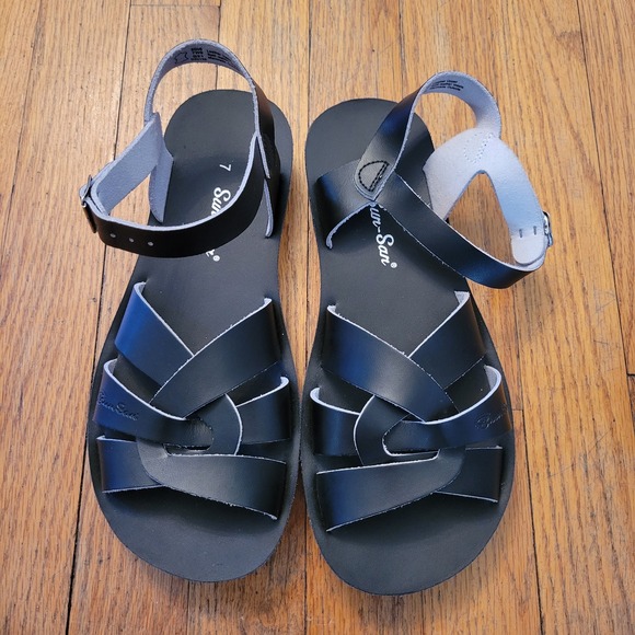 Sun-San Salt Water Sandals Shoes - Sun San Sandals Black Leather Strappy Buckle 7 Summer Comfort Neutral Beach